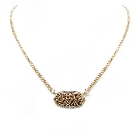 Druzy oval pendant necklace in gold featuring textured stone, perfect for elegant looks.