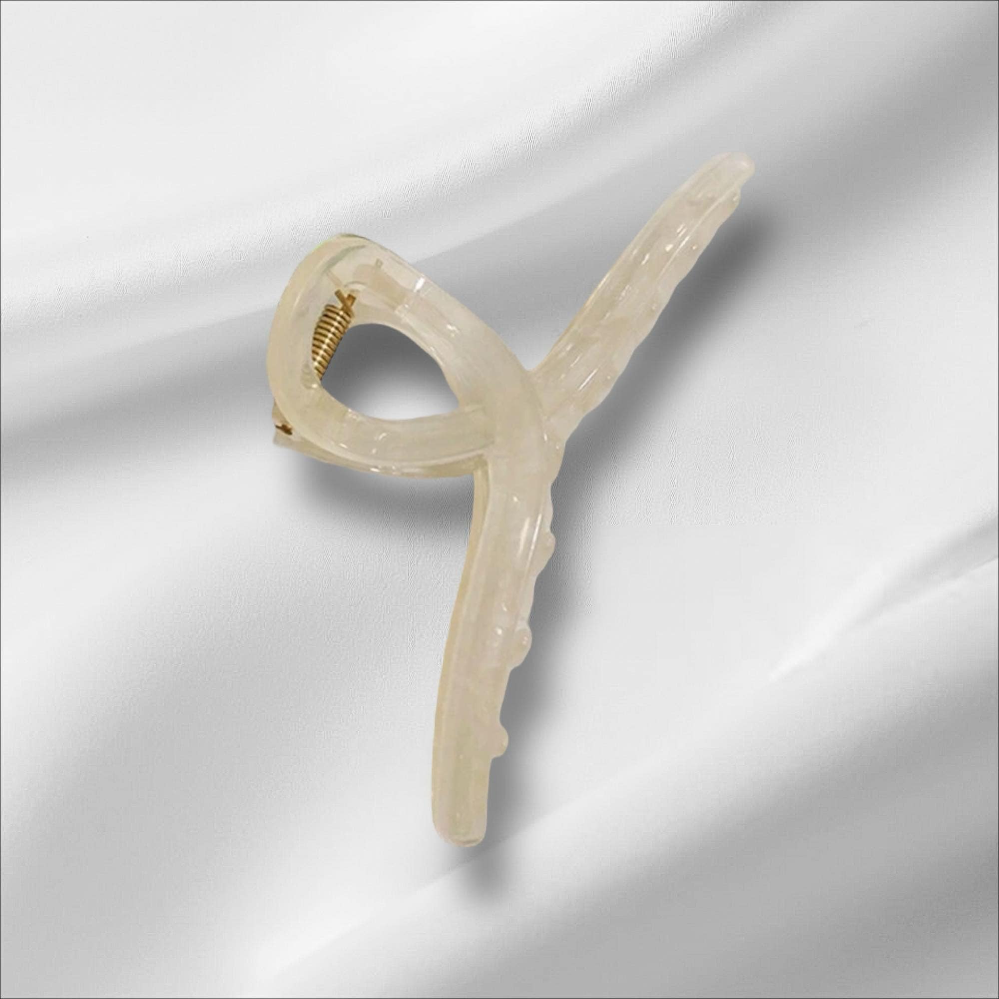 Large translucent Hold Me Softly hair clip for thick, long, or wavy hair, offering strong hold and comfort.