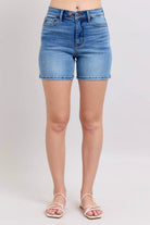 CAMRYN SHORTS - Judy Blue high waist denim shorts in light blue, perfect for casual summer outfits.