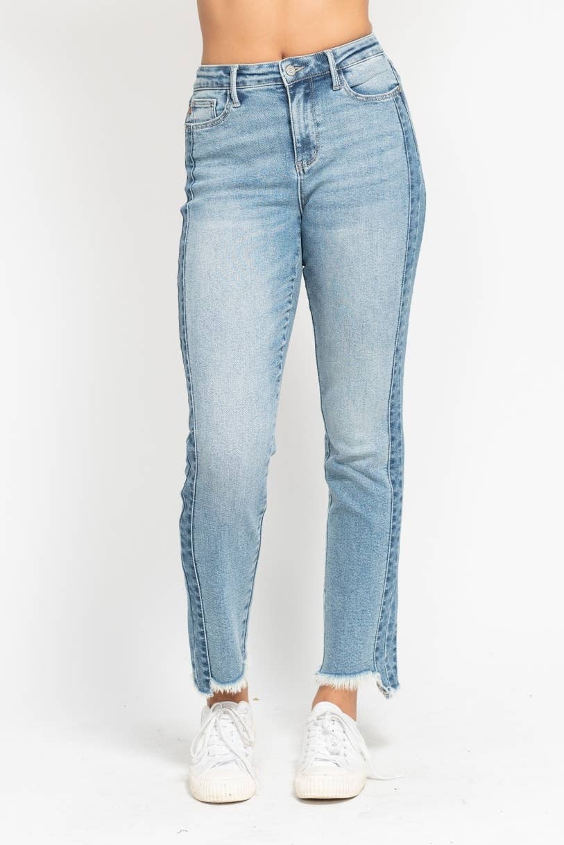JUDY BLUE - HADLEY JEANS featuring a high-rise fit, side panel details, and a hi-lo fray hem in vintage wash.