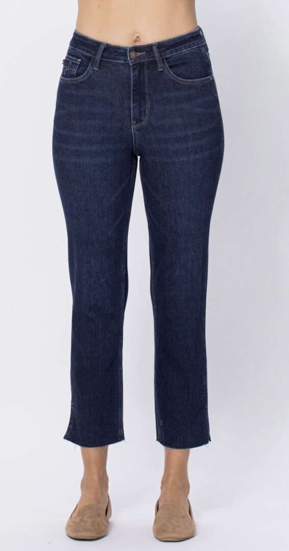 Judy Blue Joannie Jeans in dark wash with high-rise and cropped straight fit, perfect for everyday wear.